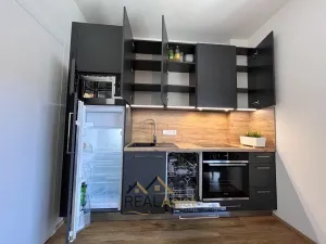 Pronájem bytu 1+kk, Brno, Košinova, 27 m2