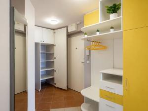 Prodej bytu 2+kk, Praha - Stodůlky, Petržílkova, 73 m2