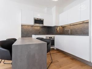 Pronájem bytu 2+kk, Praha - Košíře, Naskové, 53 m2
