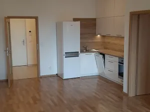 Pronájem bytu 2+kk, Praha - Strašnice, Zvěřinova, 61 m2