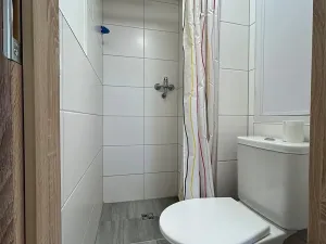 Pronájem bytu 1+kk, Praha - Háje, Hviezdoslavova, 18 m2