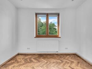 Prodej bytu 3+1, Býchory, 72 m2