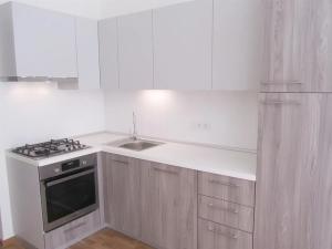 Pronájem bytu 2+kk, Praha - Vršovice, Žitomírská, 41 m2