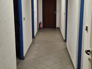 Pronájem skladu, Modlany, 430 m2