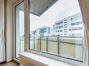 Pronájem bytu 2+kk, Praha - Modřany, Mezi vodami, 58 m2