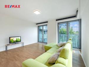 Pronájem bytu 2+kk, Praha - Žižkov, Olšanská, 75 m2