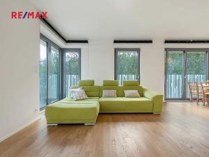 Pronájem bytu 2+kk, Praha - Žižkov, Olšanská, 75 m2