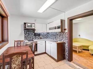 Prodej - jiné, Praha - Lipence, U Kazína, 39 m2