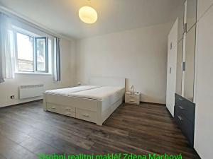 Pronájem bytu 2+kk, Praha - Hostivař, 46 m2