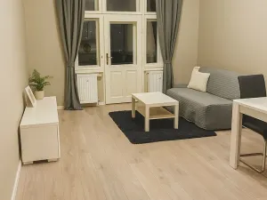 Pronájem bytu 2+kk, Praha - Smíchov, Strakonická, 60 m2