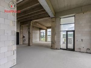 Prodej atypického bytu, Praha - Modřany, Československého exilu, 124 m2