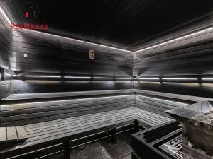 Prodej atypického bytu, Praha - Modřany, Československého exilu, 124 m2