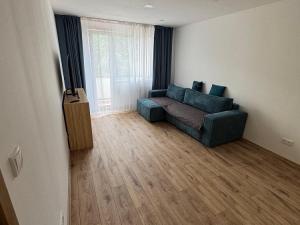 Prodej bytu 2+1, Kadaň, Chomutovská, 52 m2