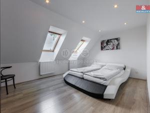 Prodej rodinného domu, Jindřichovice, 280 m2