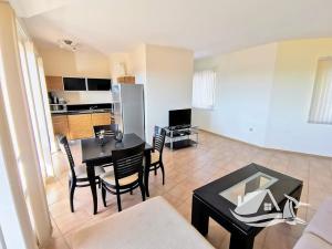 Prodej bytu 3+kk, Bjala, Bulharsko, 90 m2