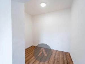 Prodej bytu 1+kk, Vyškov, Masarykovo náměstí, 31 m2