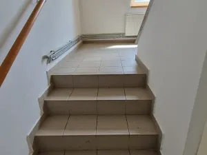 Pronájem bytu 1+1, Krupka, Koněvova, 48 m2