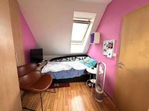 Prodej bytu 2+kk, Jesenice, Lomená, 45 m2