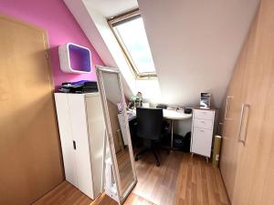 Prodej bytu 2+kk, Jesenice, Lomená, 45 m2