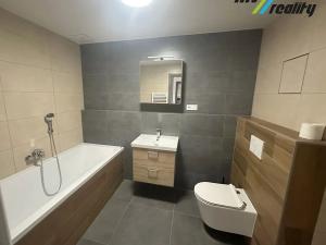 Pronájem bytu 2+kk, Lysá nad Labem, Šípková, 55 m2
