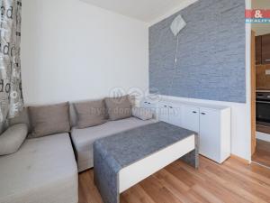 Pronájem bytu 1+kk, Aš, Dobrovského, 19 m2