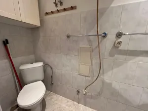 Pronájem bytu 1+kk, Praha - Holešovice, Heřmanova, 17 m2