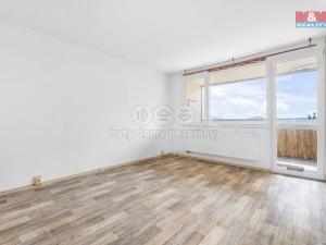 Prodej bytu 3+1, Mimoň - Mimoň I, Sídliště pod Ralskem, 75 m2