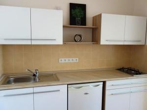 Pronájem bytu 1+kk, Praha - Vršovice, náměstí Svatopluka Čecha, 33 m2