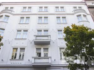 Pronájem bytu 2+kk, Praha - Vinohrady, Laubova, 74 m2
