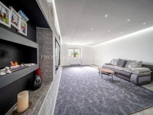 Prodej vícegeneračního domu, Trhové Sviny, 379 m2