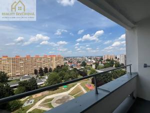 Pronájem bytu 2+kk, Hradec Králové, Jungmannova, 55 m2