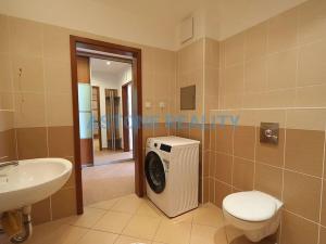 Pronájem bytu 1+kk, Praha - Záběhlice, Mattioliho, 44 m2