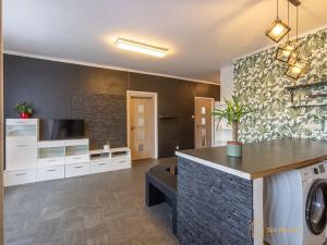 Prodej bytu 3+kk, Příbram, Bož. Němcové, 60 m2