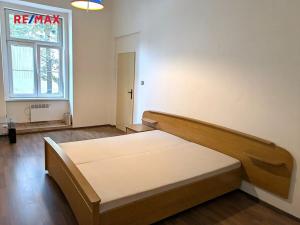 Pronájem bytu 3+kk, Praha - Smíchov, Staropramenná, 83 m2