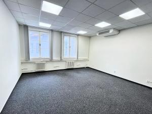 Pronájem kanceláře, Brno, Moravské náměstí, 281 m2