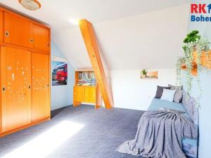 Prodej rodinného domu, Chrášťany, 234 m2