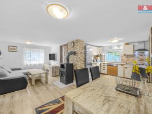 Prodej chalupy, Kamenice - Ládví, 57 m2