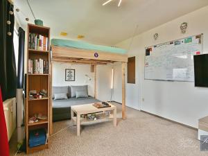Prodej bytu 1+kk, Praha - Řepy, Nevanova, 33 m2