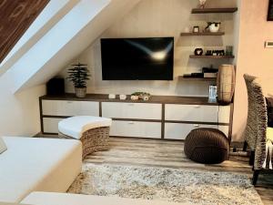 Pronájem bytu 3+kk, Plzeň - Jižní Předměstí, Bendova, 80 m2