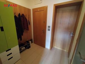 Pronájem bytu 2+kk, Praha - Břevnov, Malobřevnovská, 45 m2