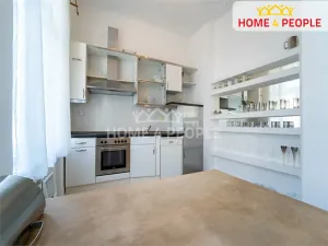 Pronájem bytu 2+kk, Praha - Vinohrady, Záhřebská, 81 m2