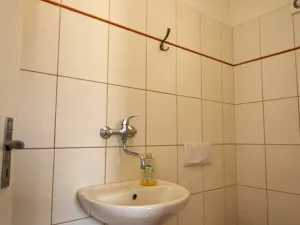 Pronájem skladu, Říčany, 195 m2