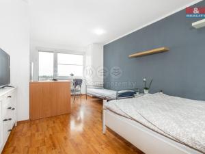 Pronájem bytu 1+kk, Pardubice - Zelené Předměstí, nábřeží Závodu míru, 32 m2