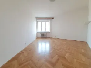 Pronájem bytu 3+kk, Praha - Nusle, náměstí Hrdinů, 72 m2