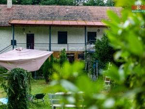 Prodej rodinného domu, Týnec nad Sázavou - Pecerady, 114 m2