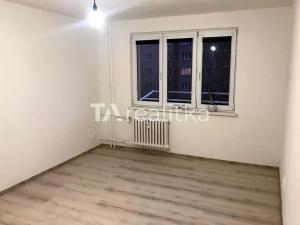 Pronájem bytu 1+1, Karviná, 37 m2