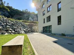 Pronájem bytu 2+kk, Brno, Bystrcká, 68 m2