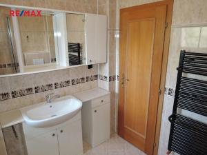 Pronájem rodinného domu, Beroun, Školní nám., 280 m2