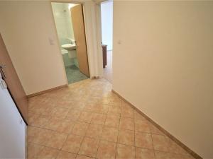 Prodej bytu 2+kk, Praha - Vysočany, Poděbradská, 65 m2