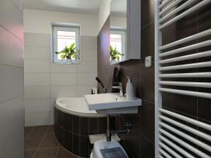 Prodej bytu 2+kk, Rosice, Slunečná, 60 m2